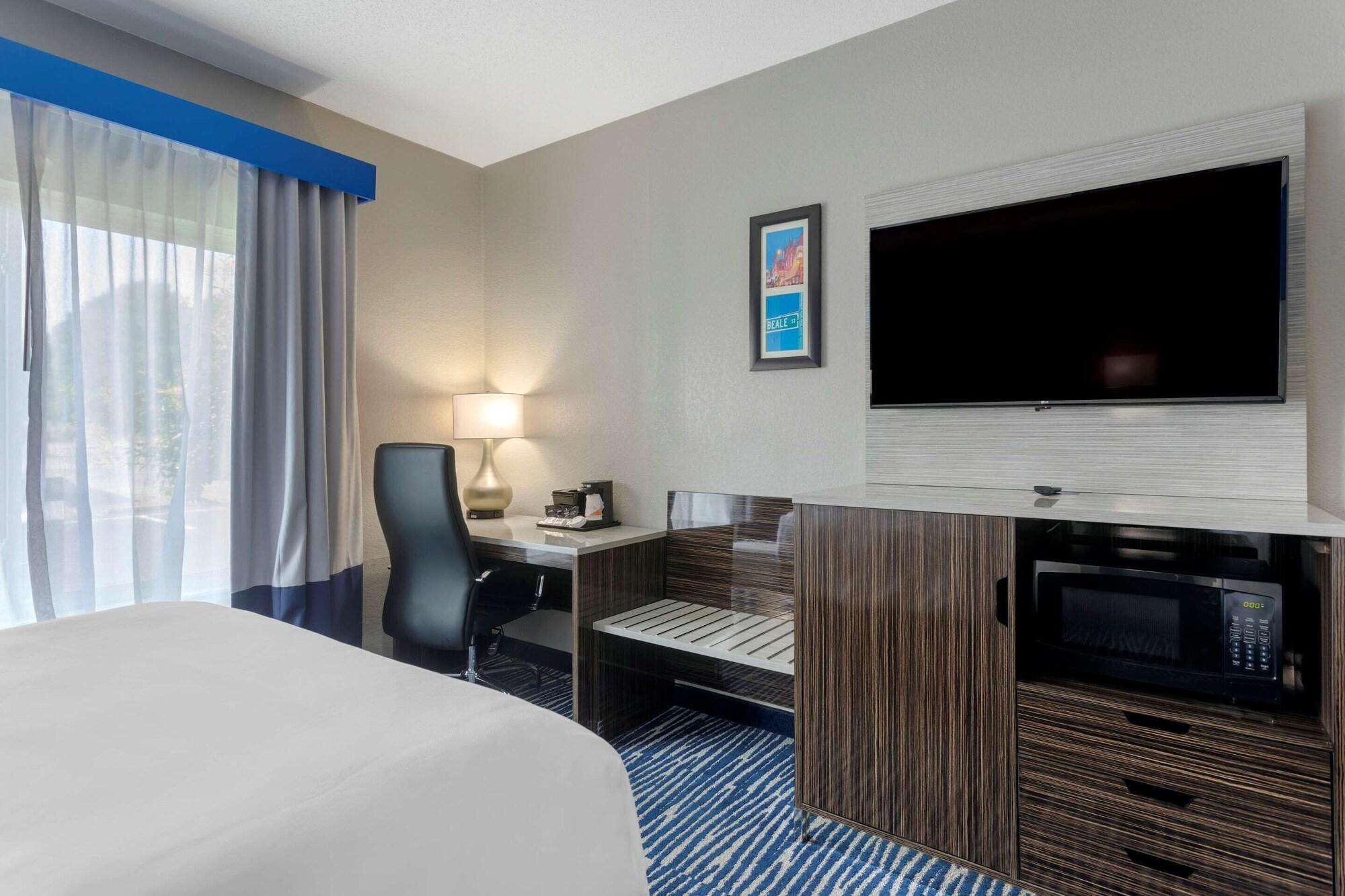 Comfort Inn & Suites Memphis Bagian luar foto