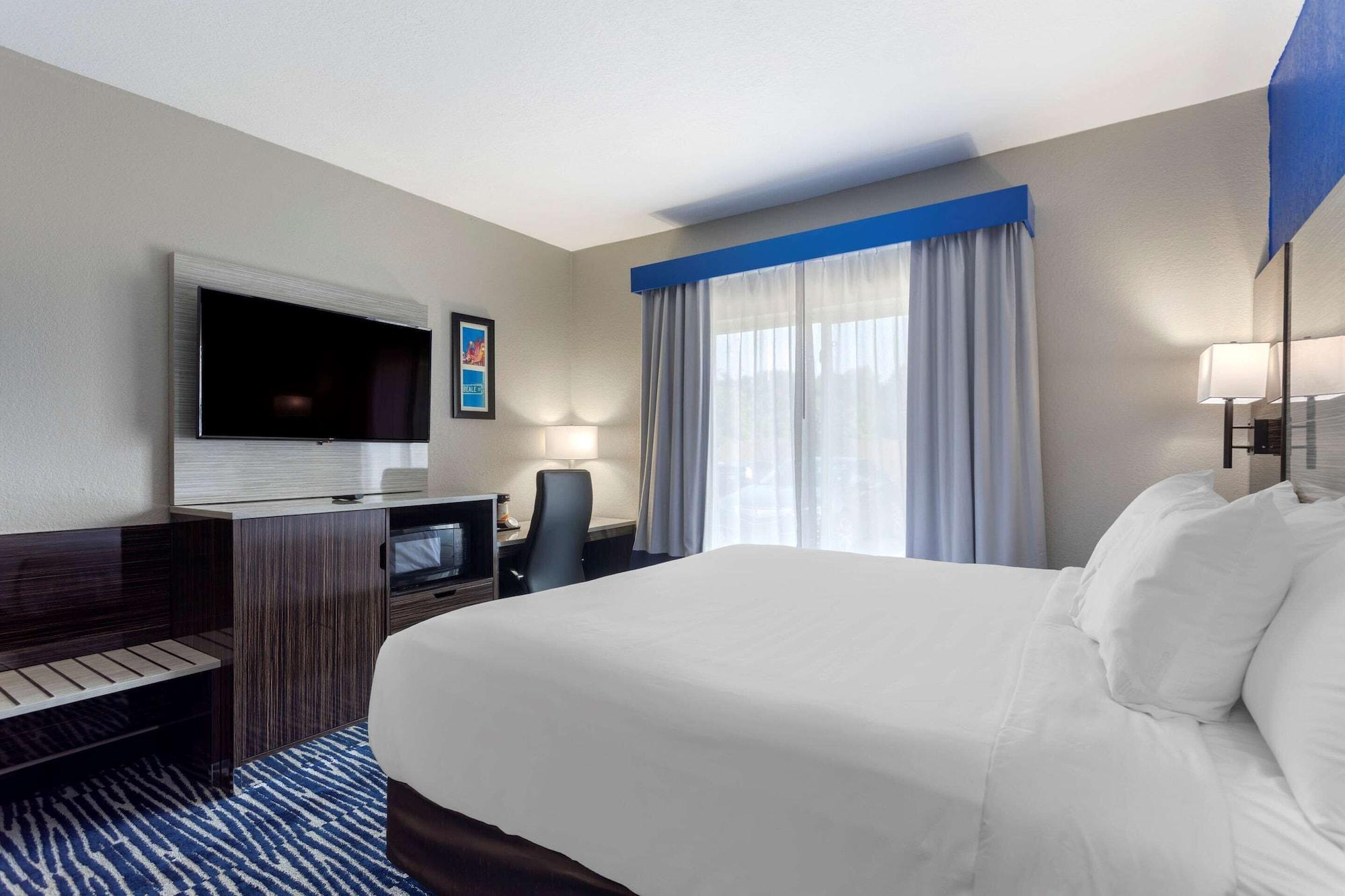 Comfort Inn & Suites Memphis Bagian luar foto