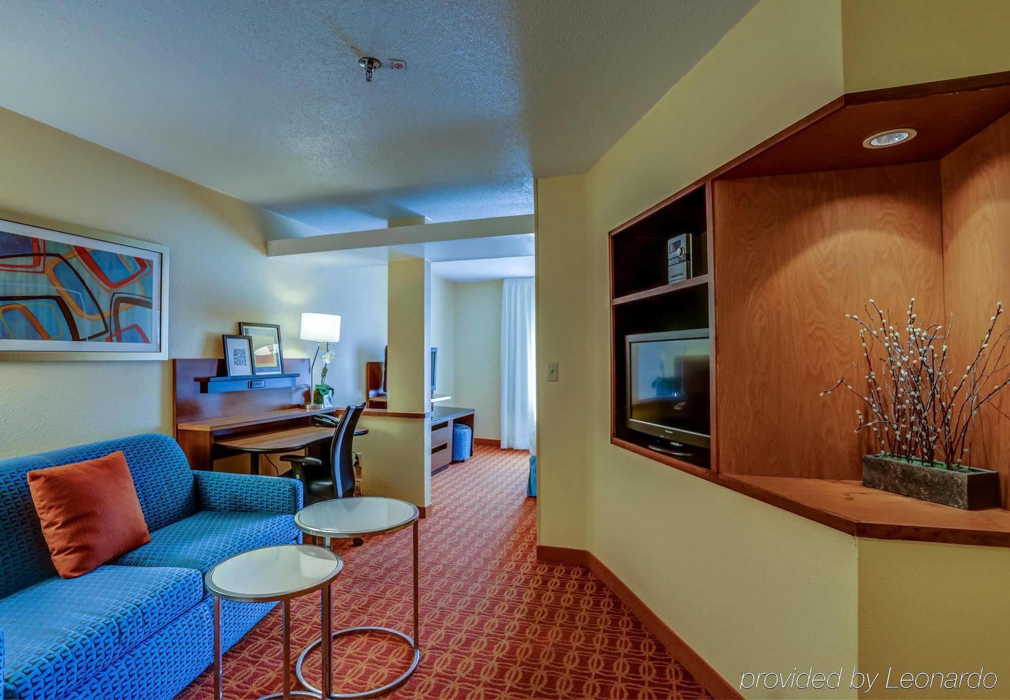 Comfort Inn & Suites Memphis Bagian luar foto